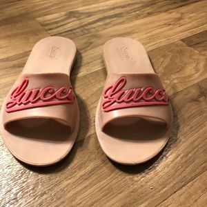 Gucci Pool slides